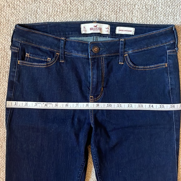 Hollister Low Rise Super Skinny Jeans - Size 7L - Picture 7 of 7